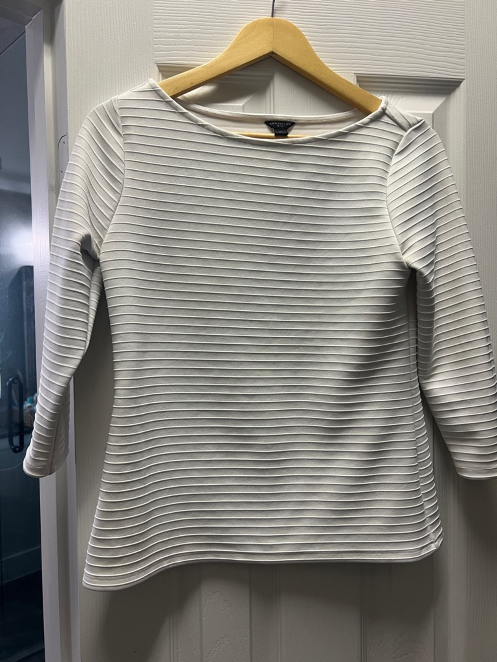 Ann Taylor White Ribbed Boatneck Long Sleeve Top